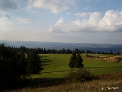 Vue depuis le haut de la Jumenterie (1080 mètres) en direction de la vallée de la Moselle